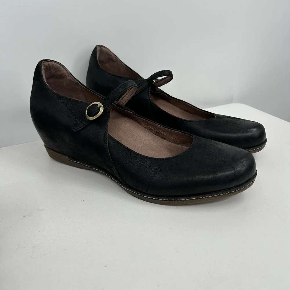 Dansko Womens Loralie Mary Jane Shoes SIze 39 Black Leather Hidden Wedge Comfort